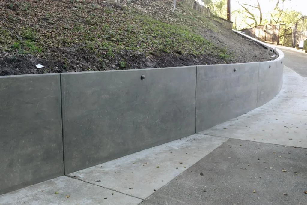Concrete Retaining Wall Cost in Calgary