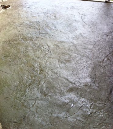 stamped-concrete-driveway