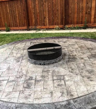 stamped-concrete-fireplace-calgary