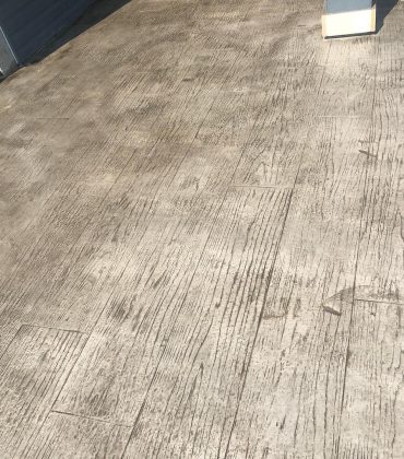 wood-plank-concrete-patio2